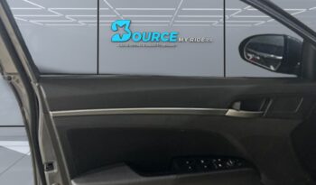 
										2017 Hyundai Elantra full									