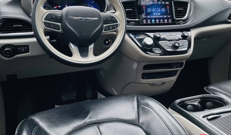 
									2019 Chrysler Pacifica Hybrid Limited Fwd full										